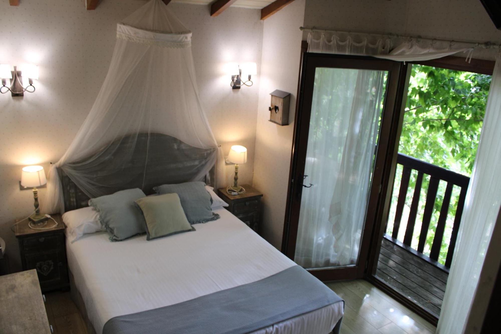 Hotel Jakue Puente La Reina Ngoại thất bức ảnh