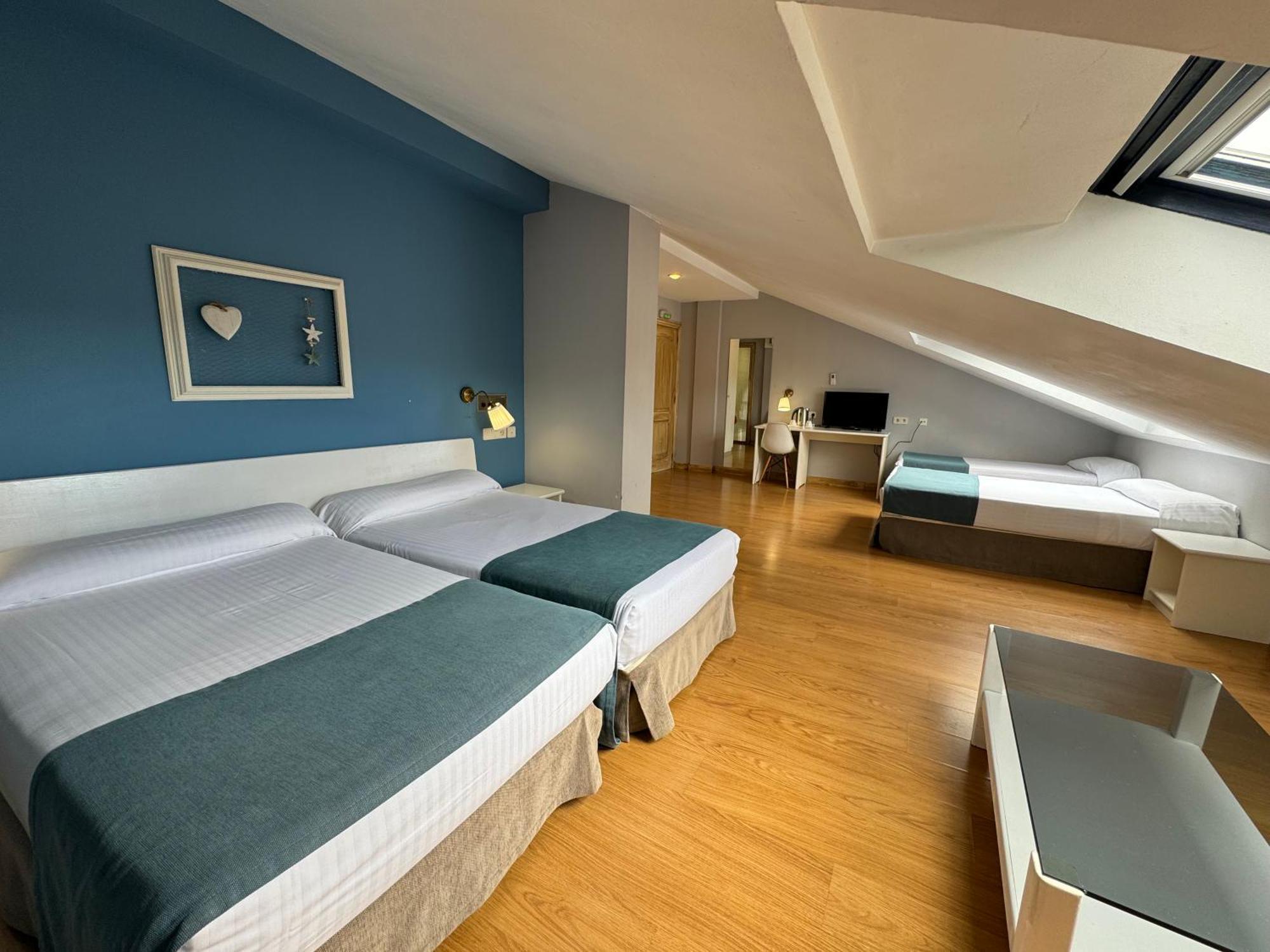 Hotel Jakue Puente La Reina Ngoại thất bức ảnh