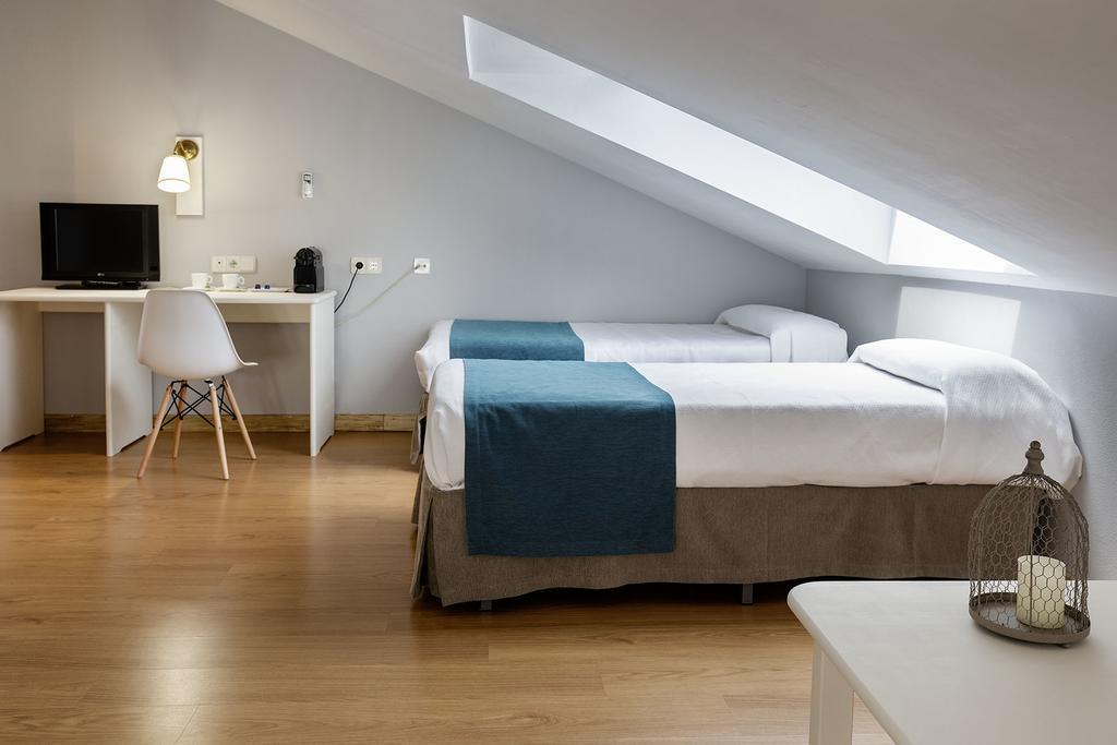 Hotel Jakue Puente La Reina Ngoại thất bức ảnh